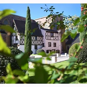 Hébergement de vacances La Maison Rose, Chaleureuse Et Luxueuse, Roanne